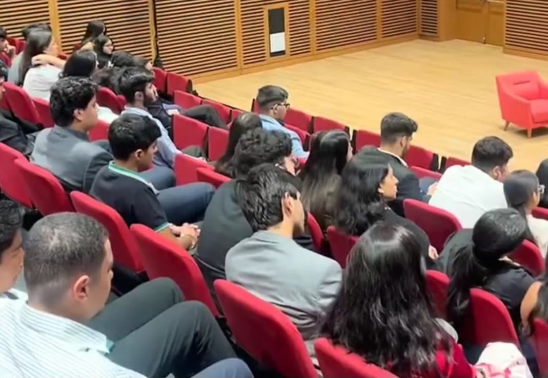 Dubai Global Youth Summit event scene 1