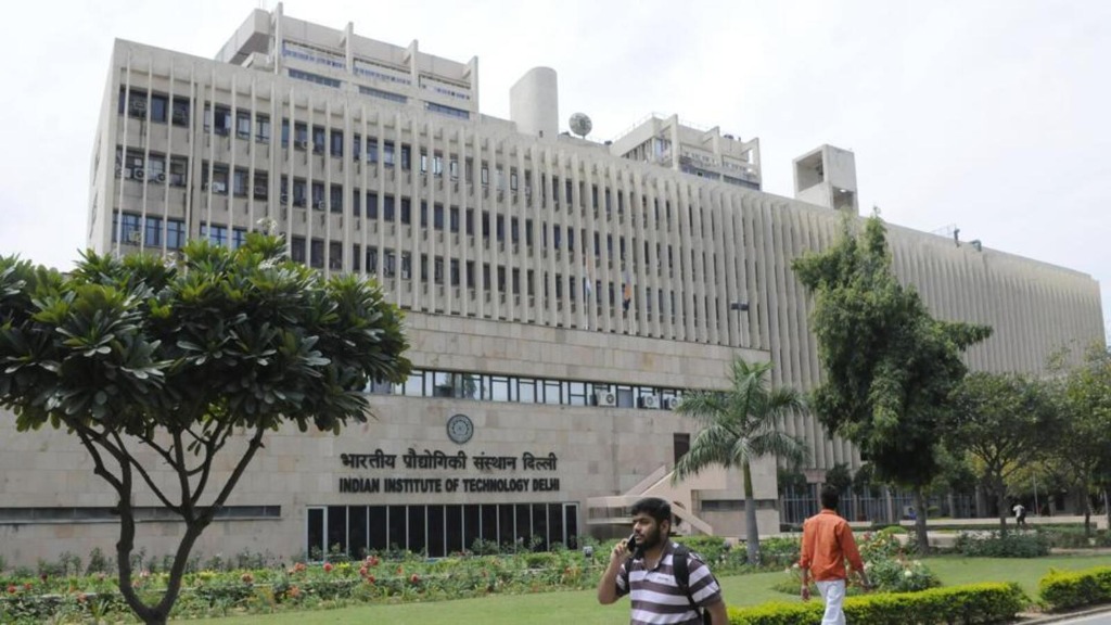 IIT Delhi Campus and Building